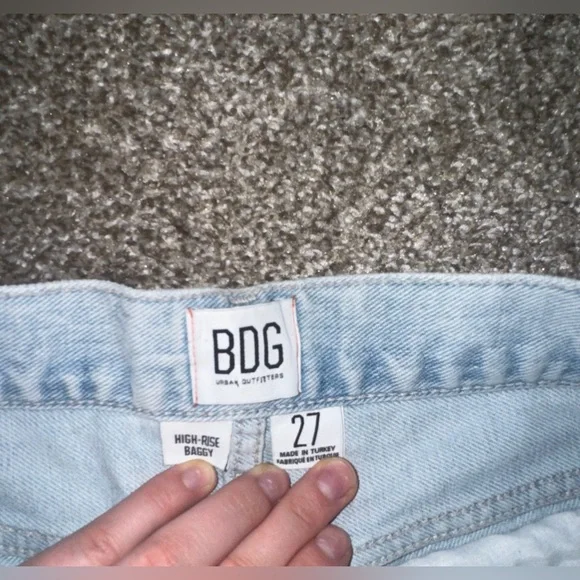 Urban Outfitters BDG Light Wash High Rise Baggy Jeans - Picture 4 of 7